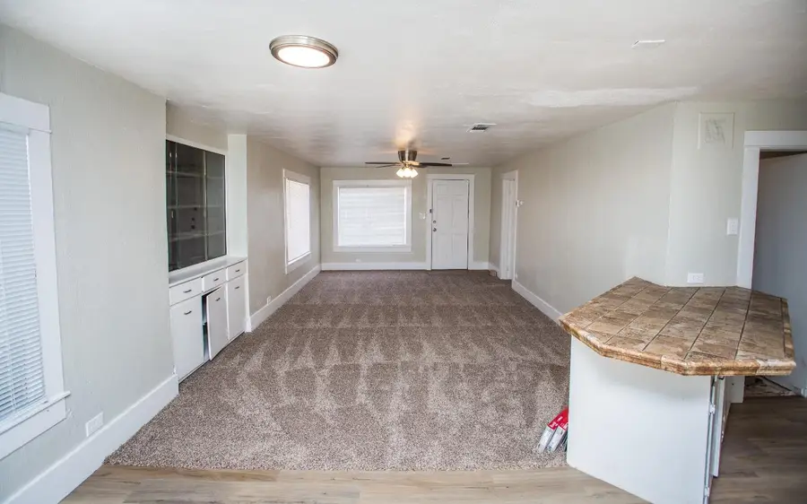 415 W Panhandle Street, Slaton, TX 79364 - Image #3