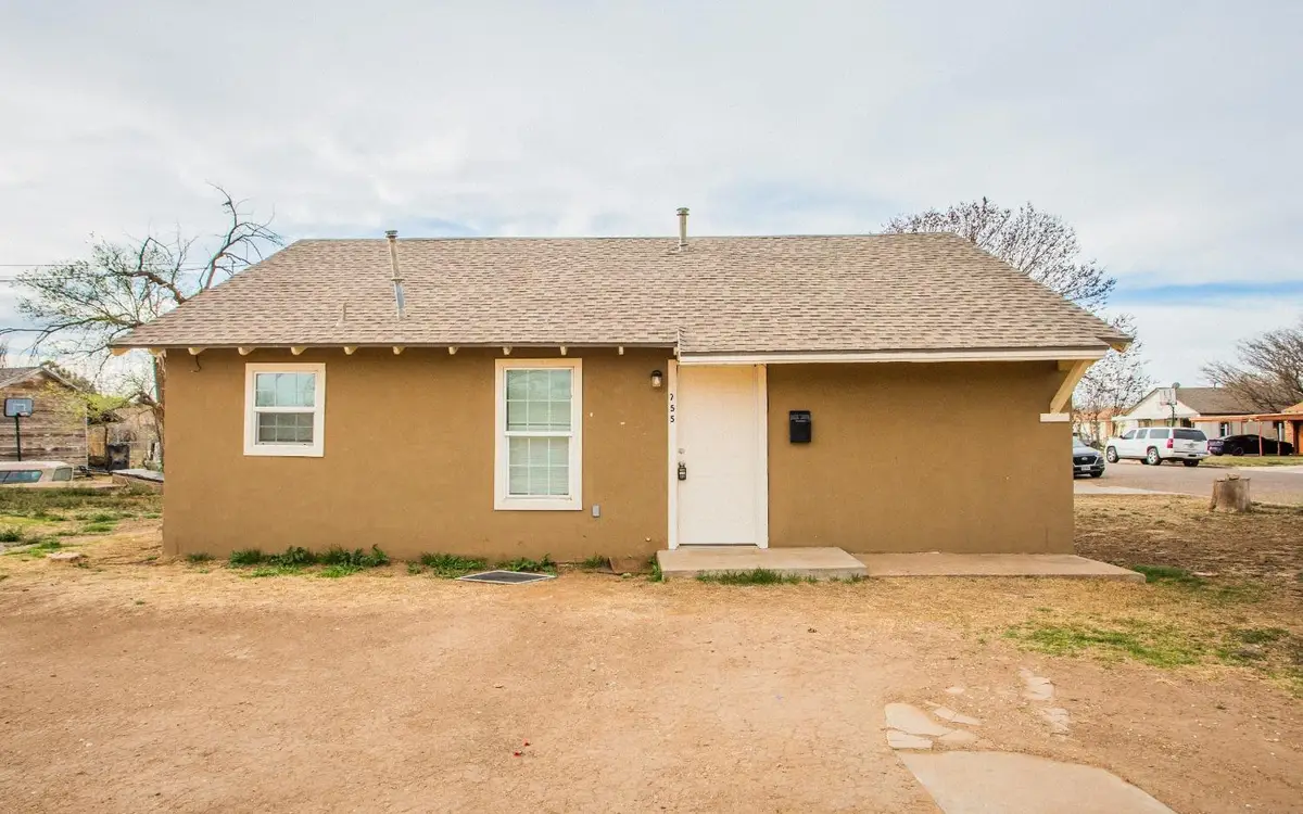 755 W Knox Street, Slaton, TX 79364 - Image #1