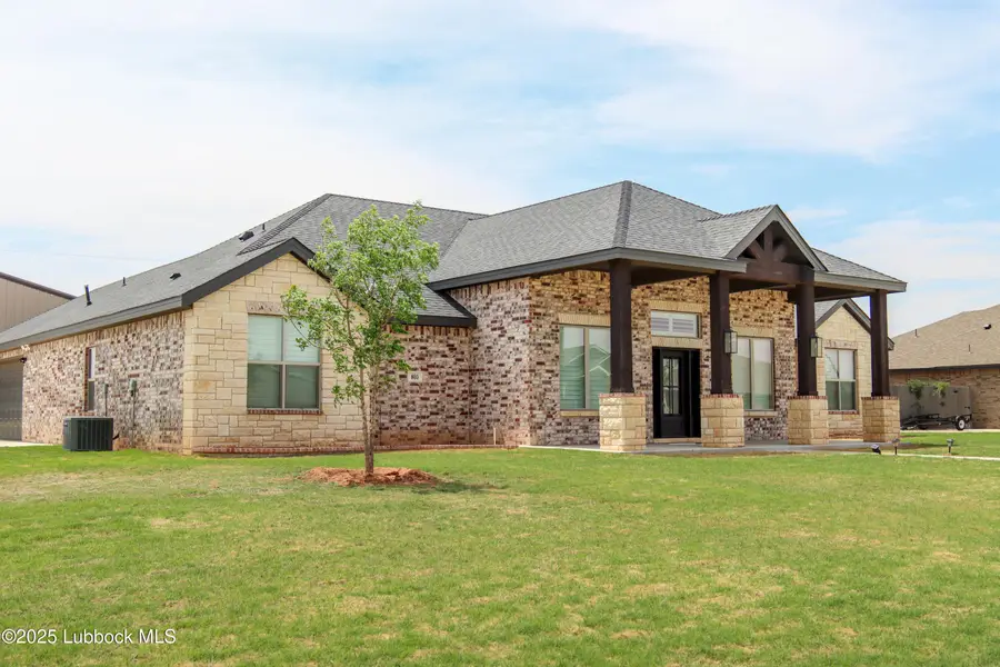 803 13th Street, Wolfforth, TX 79382 - Image #2