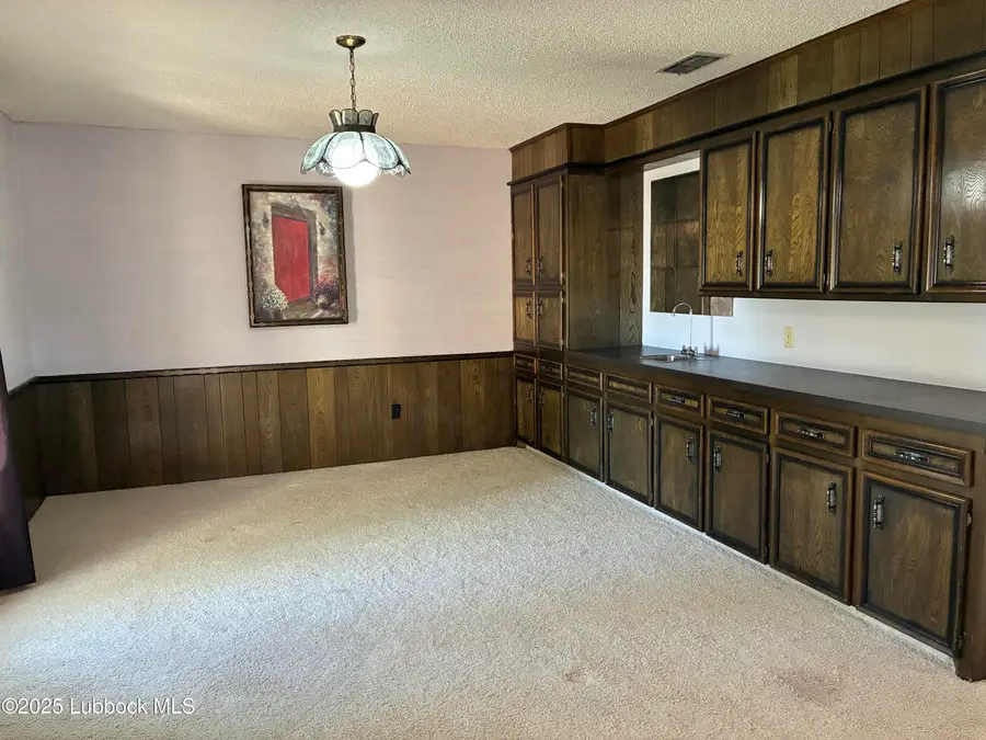 1423 Cherry Blossom Drive, Littlefield, TX 79339 - Image #3