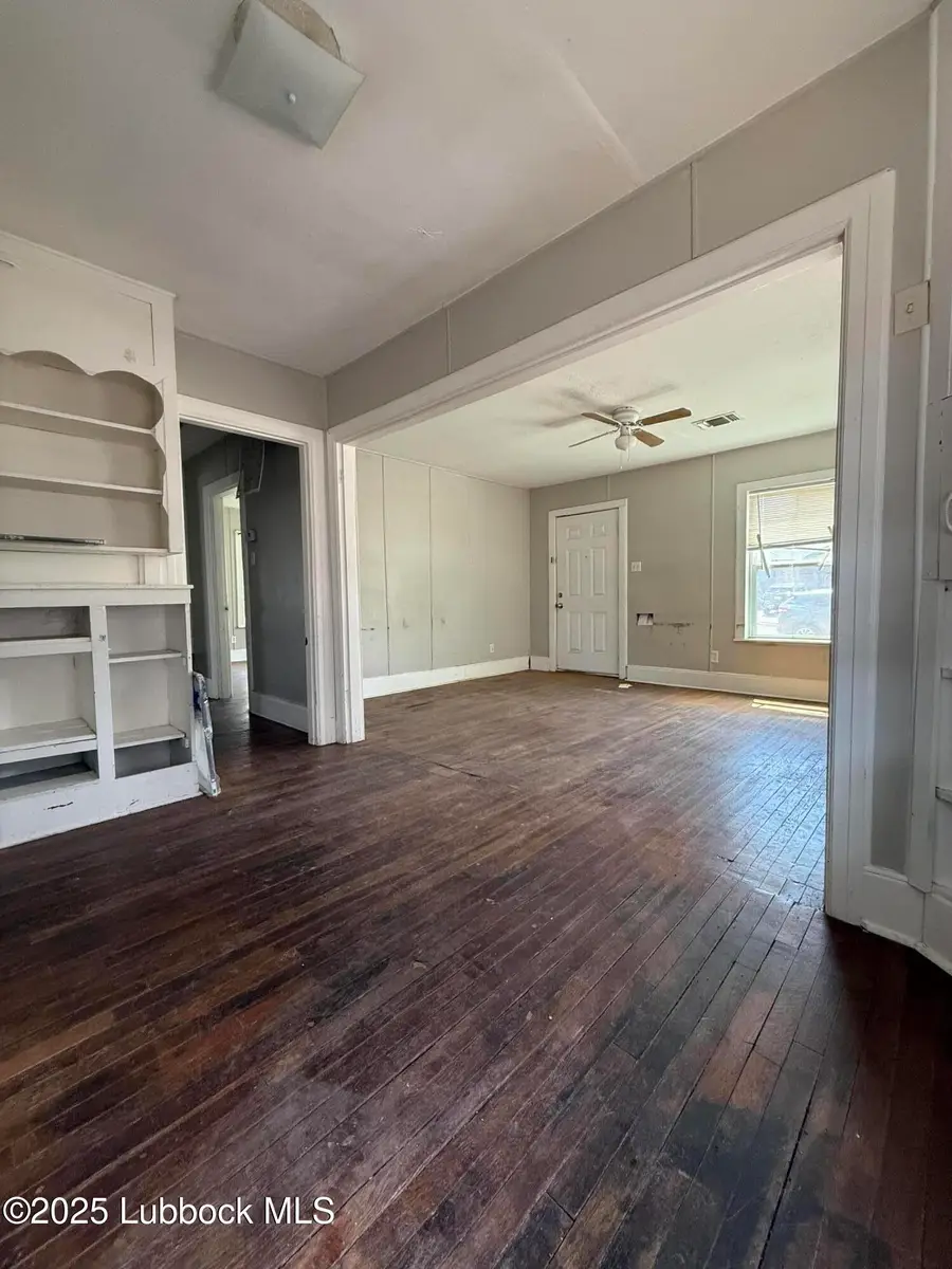 2116 20th Street, Lubbock, TX 79411 - Image #2