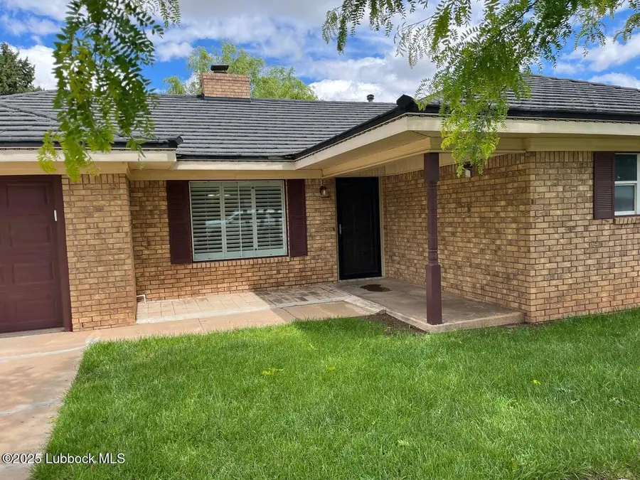 1302 Itasca Street, Plainview, TX 79072 - Image #3