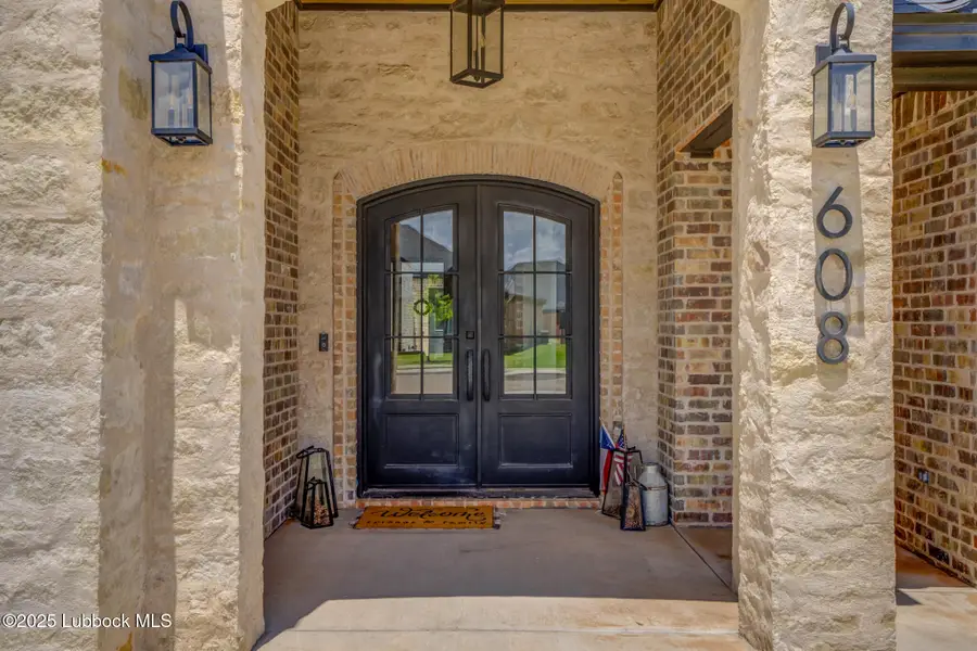 608 N 11th Street, Wolfforth, TX 79382 - Image #2