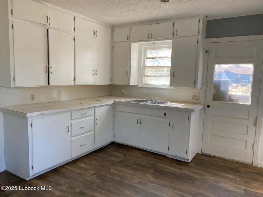 1917 39th Street, Lubbock, TX 79412 - Image #3