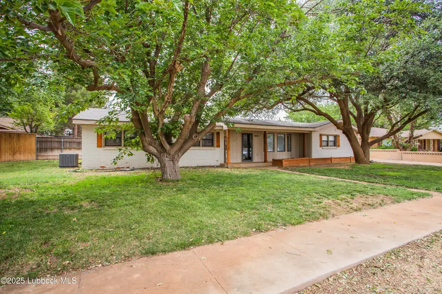 312 Terrace Circle, Lamesa, TX 79331 - Image #2