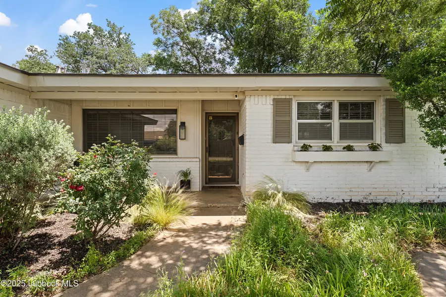 6005 Oxford Avenue, Lubbock, TX 79413 - Image #2