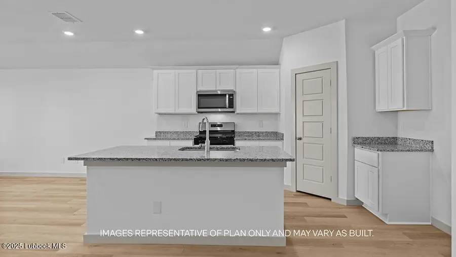 7429 9th Street, Lubbock, TX 79416 - #3