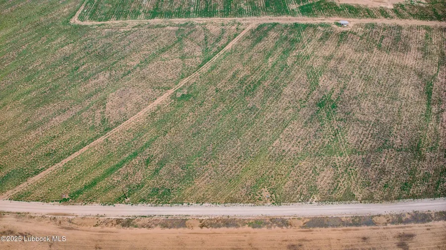 27 Woodrow, Slaton, TX 79364 - Image #2