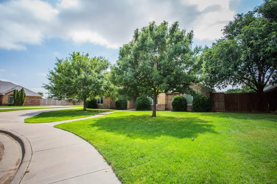 11210 Kirby Avenue, Lubbock, TX 79424 - #3
