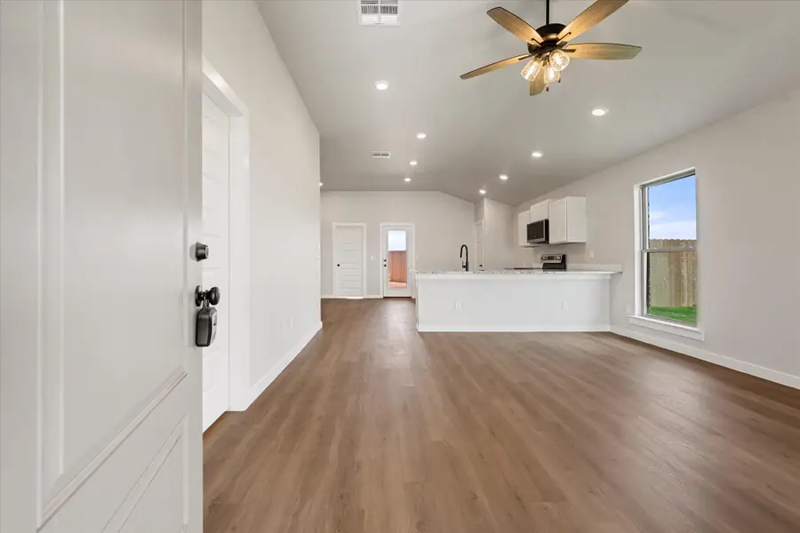 6013 Volney Avenue, Lubbock, TX 79407 - Image #2