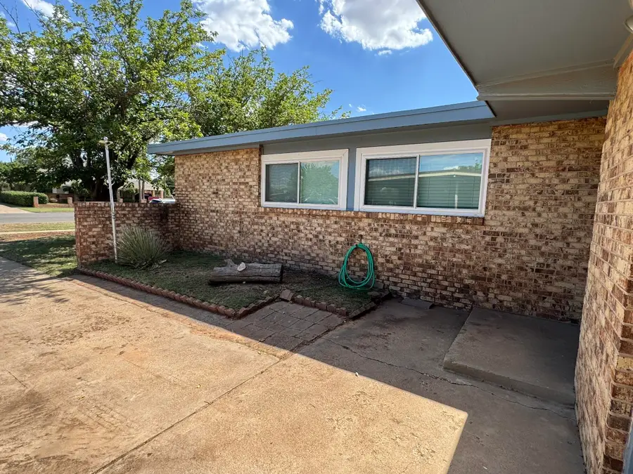 2732 66th Street, Lubbock, TX 79413 - Image #2