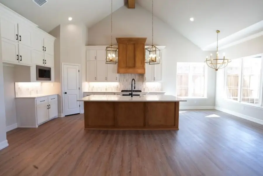 4613 138th Place, Lubbock, TX 79424 - #3