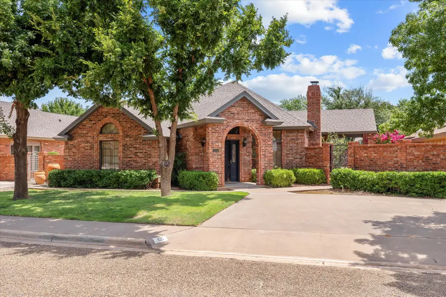 131 Aransas Avenue, Levelland, TX 79336 - Image #2