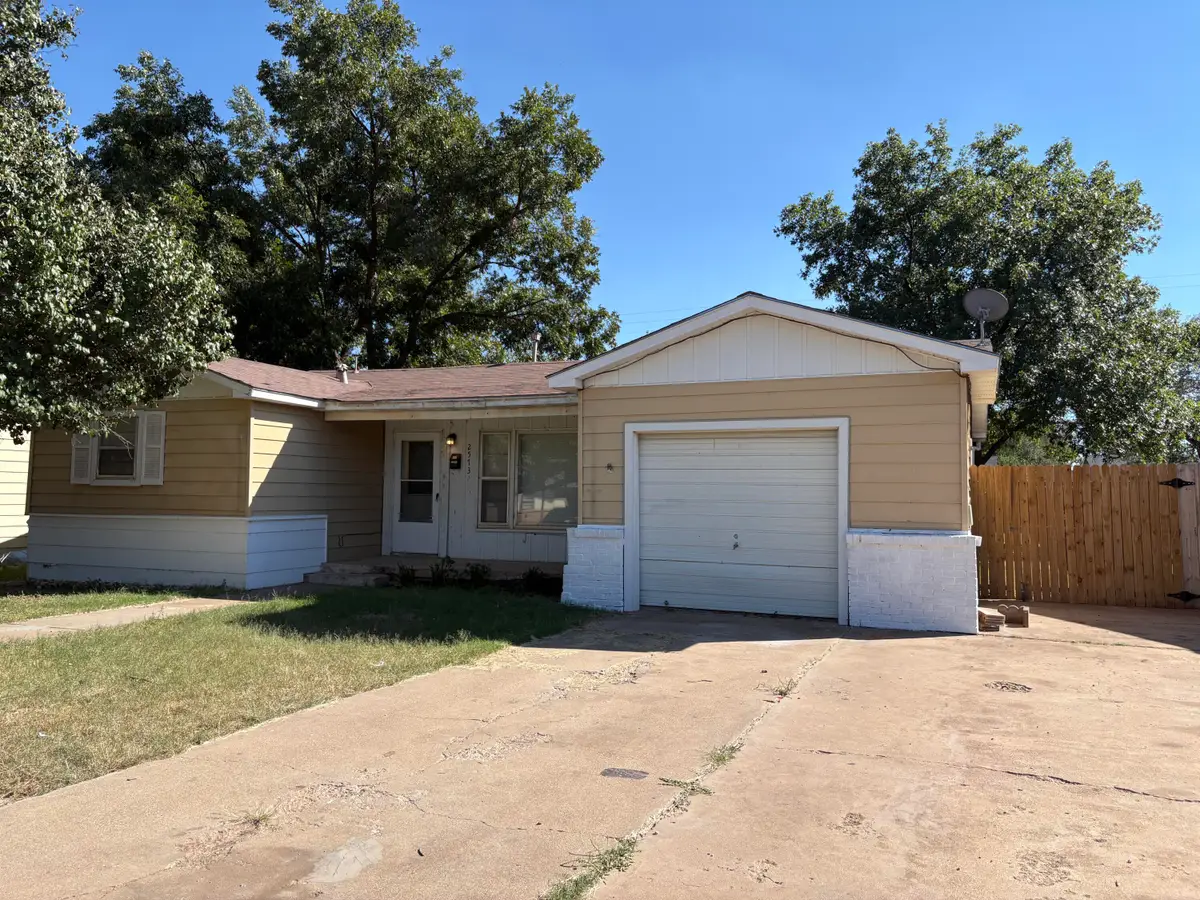 2513 38th Street, Lubbock, TX 79413 - Image #1