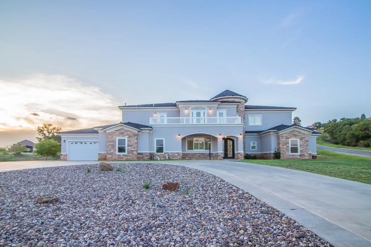 4 Aztec Lane, Ransom Canyon, TX 79366 - Image #1