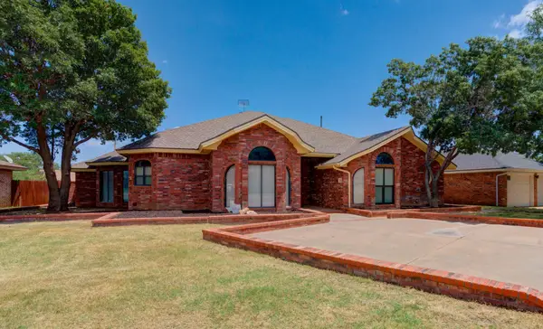 2037 Buffalo Drive, Levelland, TX 79336