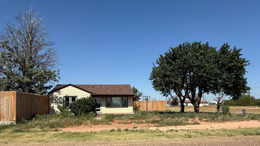 1102 Avenue B, Plains, TX 79355 - Image #3