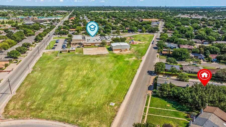 8633 Knoxville Drive, Lubbock, TX 79423 - Image #2