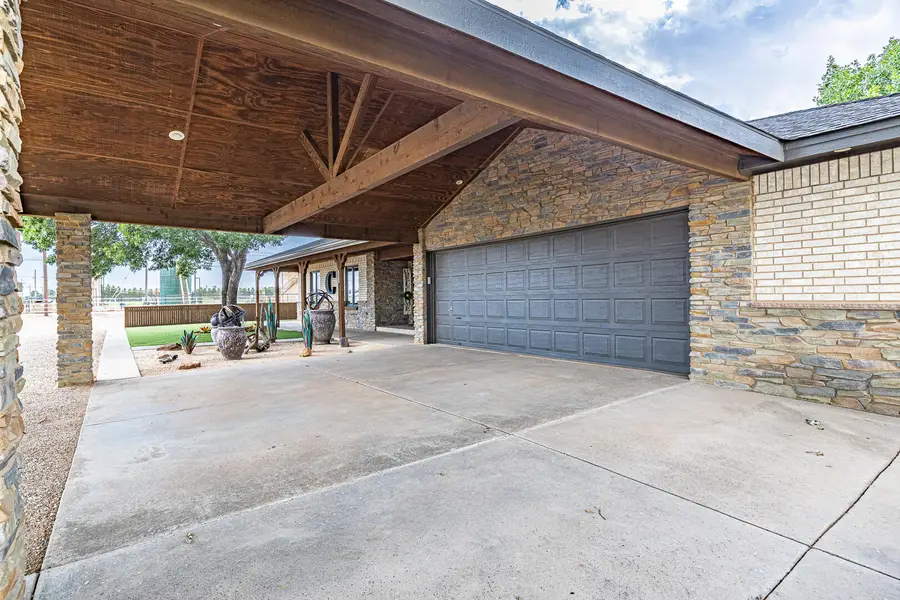 1005 N Ave S, Post, TX 79356 - Image #3