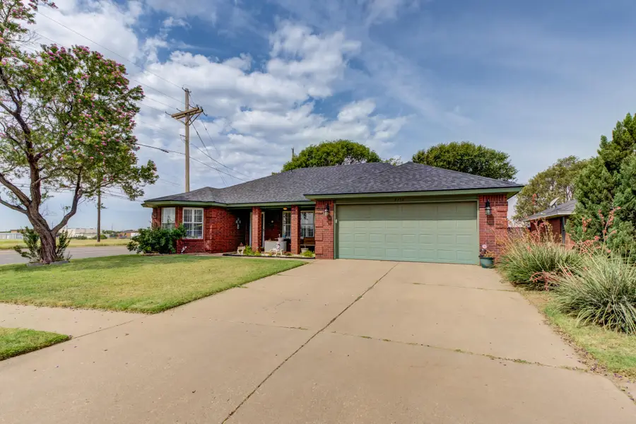 9710 Gary Avenue, Lubbock, TX 79423 - Image #2