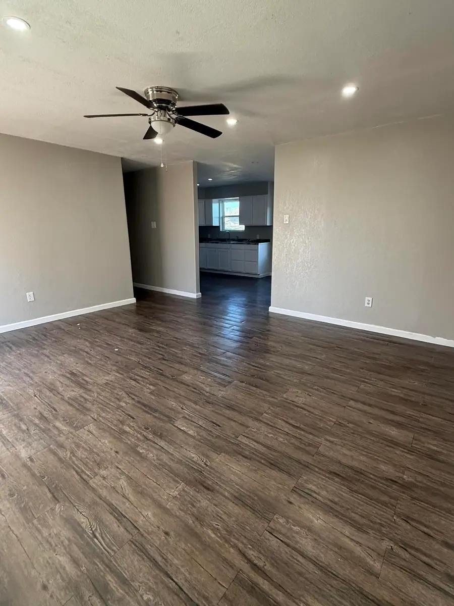 905 W 9th Street, Muleshoe, TX 79347 - Image #3