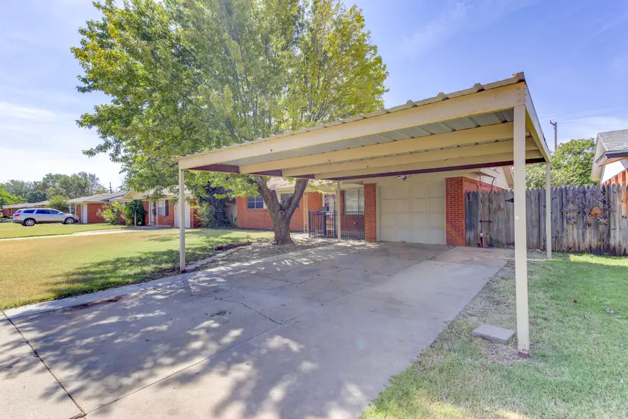 5513 16th Place, Lubbock, TX 79416 - #2