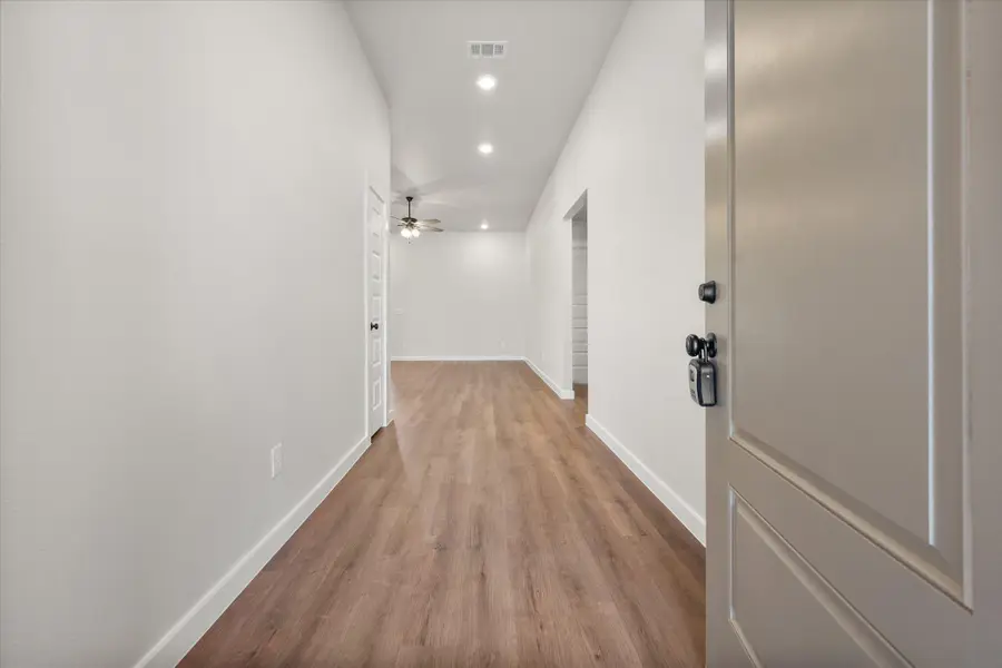 307 E 24th Street, Wolfforth, TX 79382 - Image #2