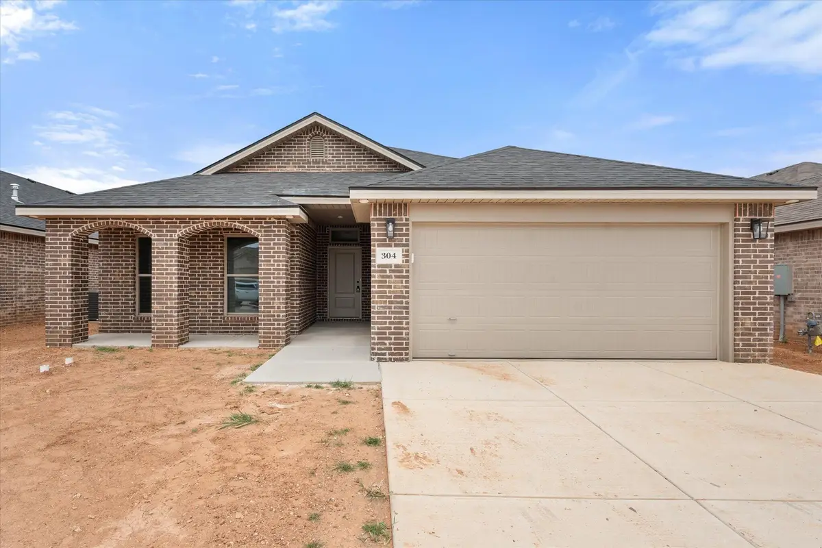 304 E 24th Street, Wolfforth, TX 79382 - Image #1