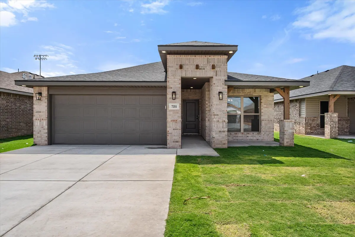 7211 8th Street, Lubbock, TX 79416 - Image #1