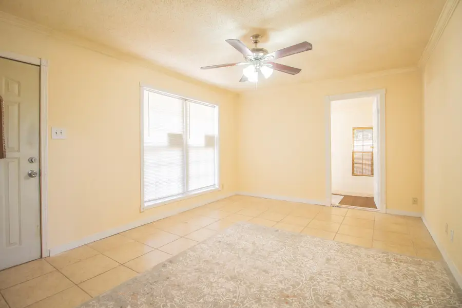 3216 Grinnell Street, Lubbock, TX 79415 - #2