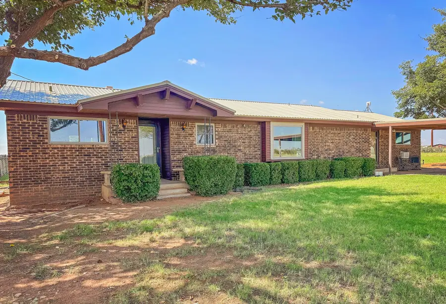 1752 Co Rd 370, Denver City, TX 79323 - Image #2