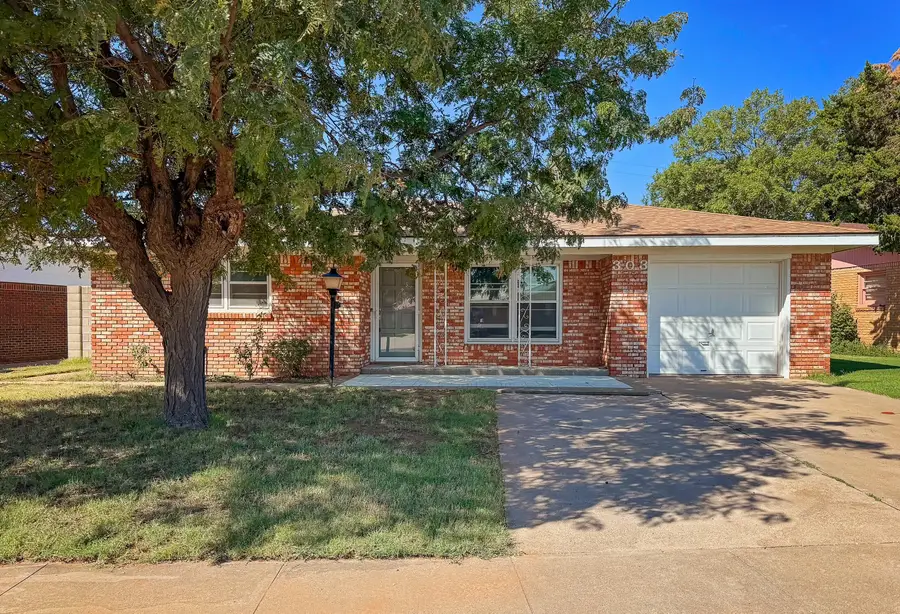 303 N Gary Lane, Denver City, TX 79323 - Image #2