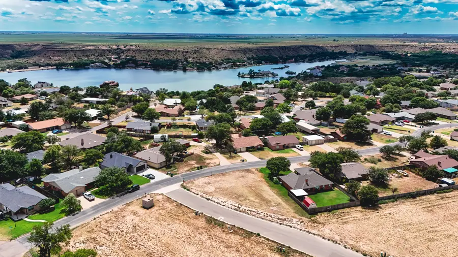 50 Parklane Drive, Ransom Canyon, TX 79366 - Image #2