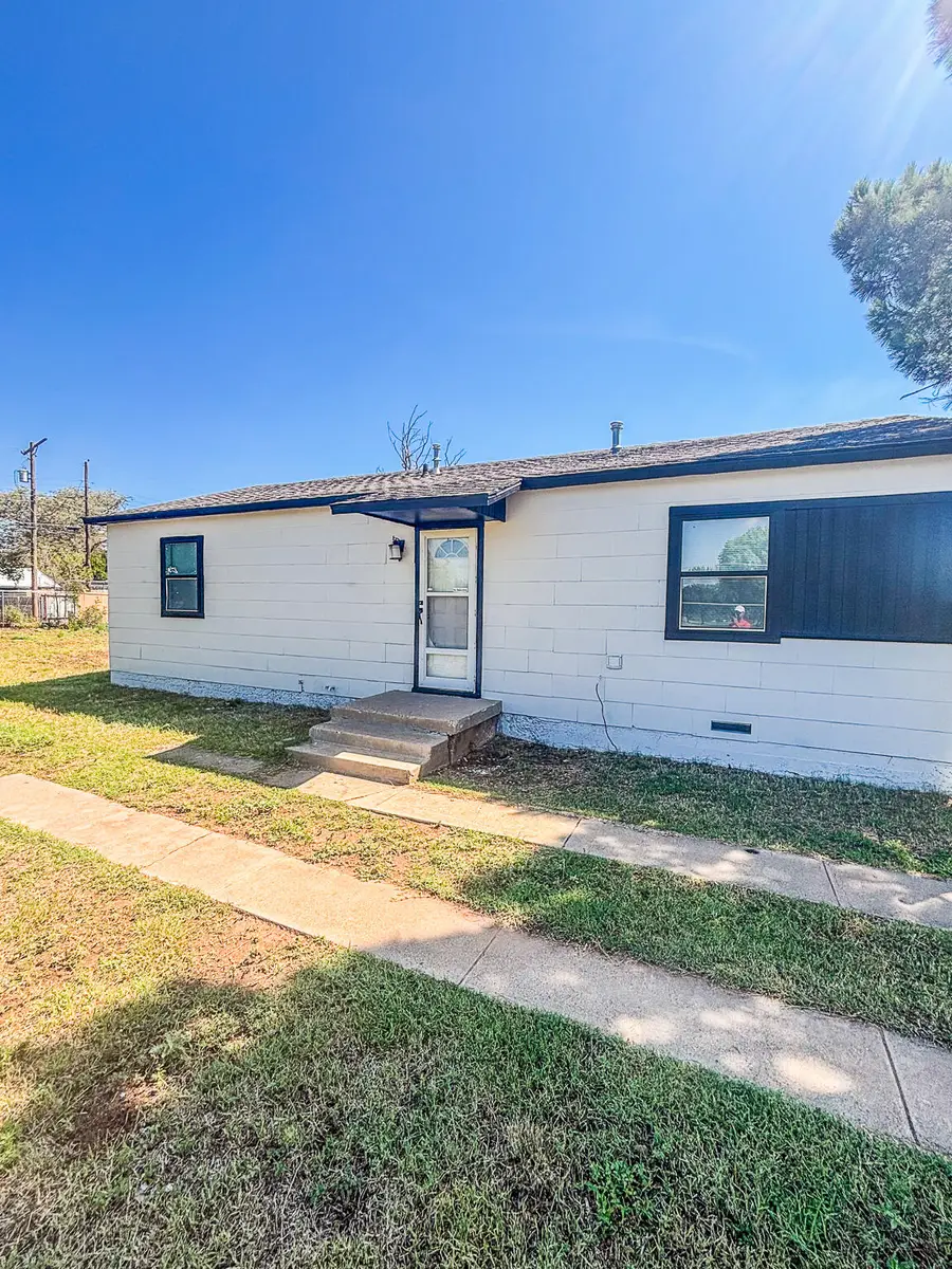 505 E 37th Street, Lubbock, TX 79404 - Image #2
