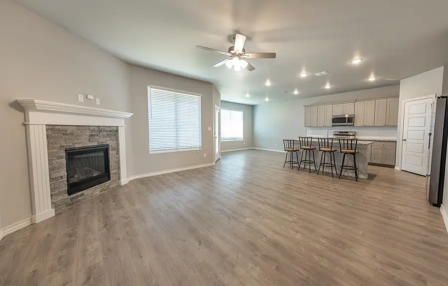 703 E 17th Street, Wolfforth, TX 79382 - Image #2