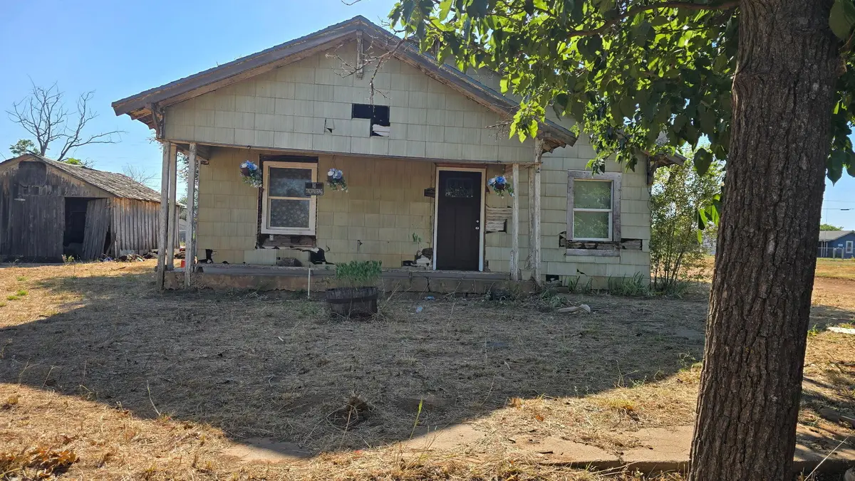 404 S Crosby Street, Crosbyton, TX 79322 - Image #1