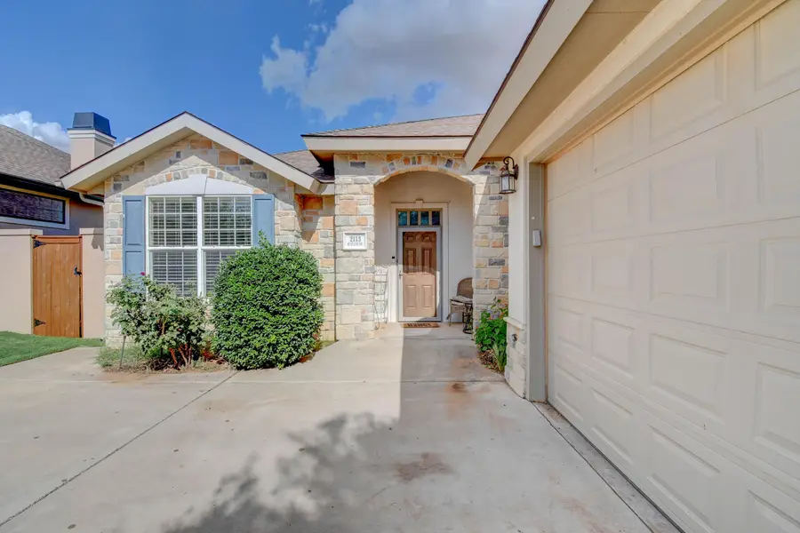 2113 Mustang Drive, Levelland, TX 79336 - Image #3