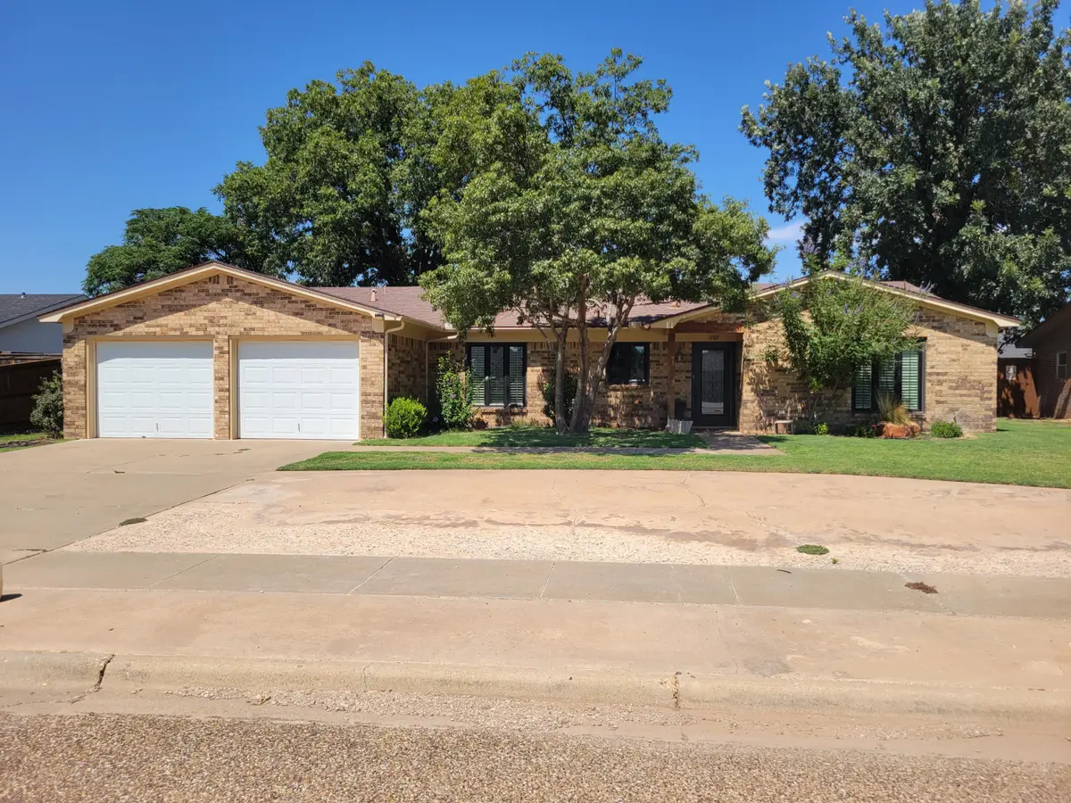 1109 15th Street, Shallowater, TX 79363 - Image #1