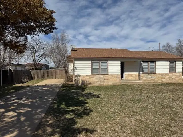 1040 W Dickens Street, Slaton, TX 79364 - Image #3