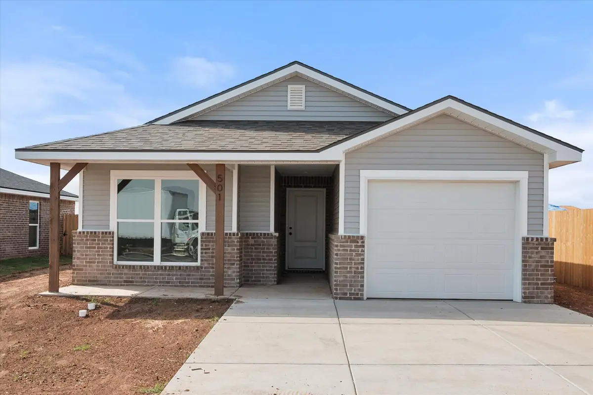 501 E 23rd Street, Wolfforth, TX 79382 - Image #1