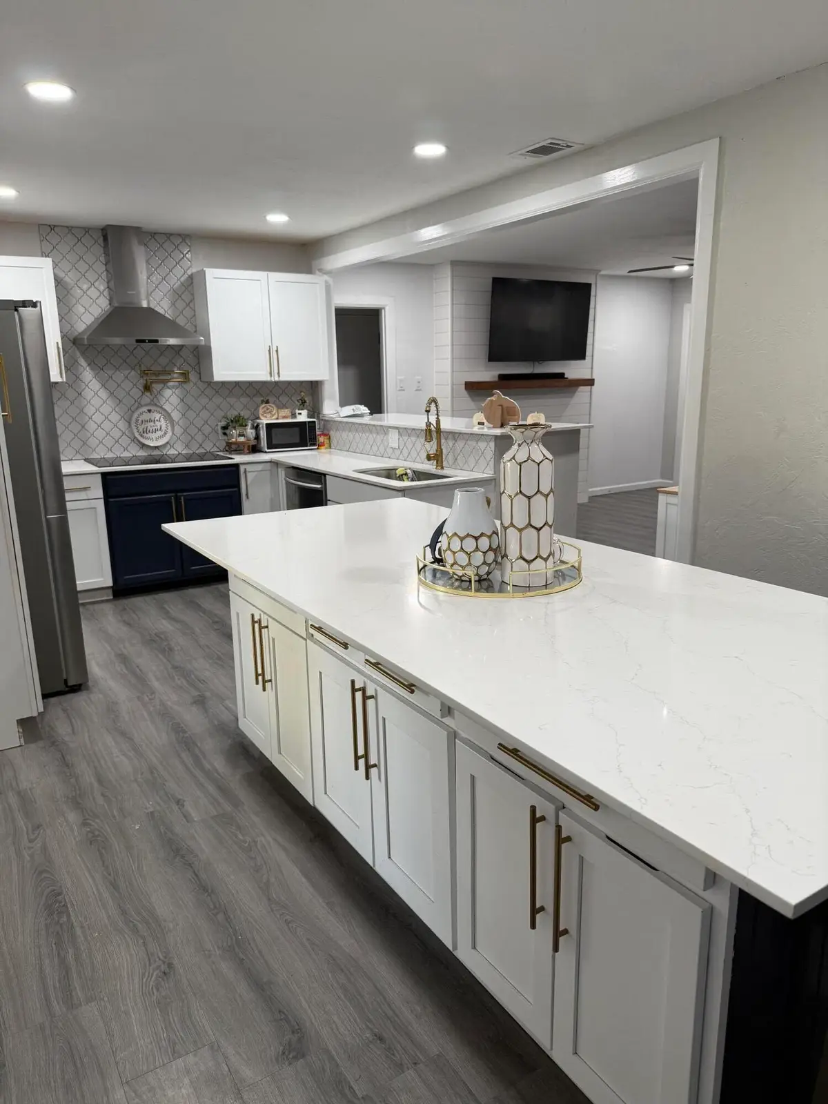 207 E Date Avenue, Muleshoe, TX 79347 - Image #1