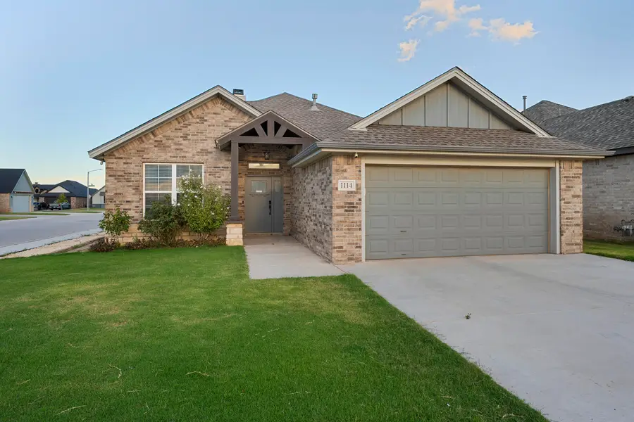 1114 N Gardner Avenue, Lubbock, TX 79416 - #2