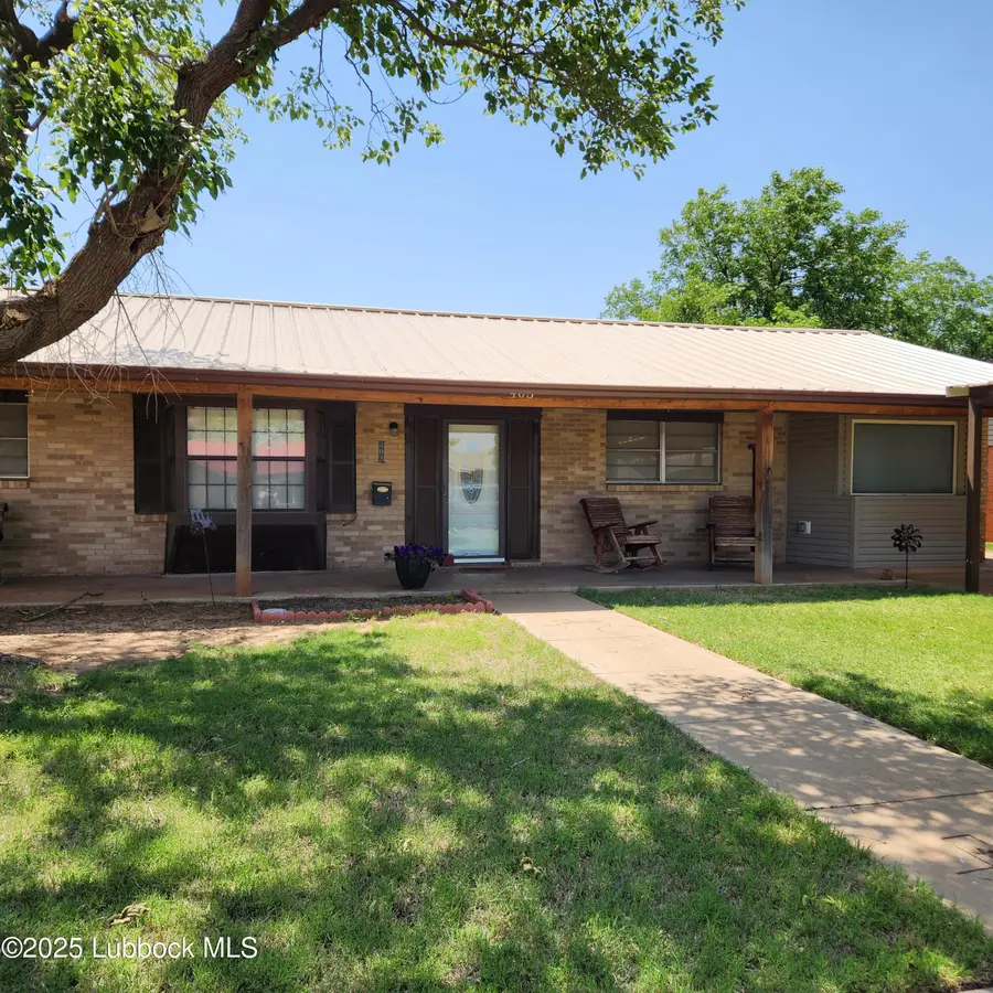 403 Osage Avenue, Post, TX 79356 - Image #2
