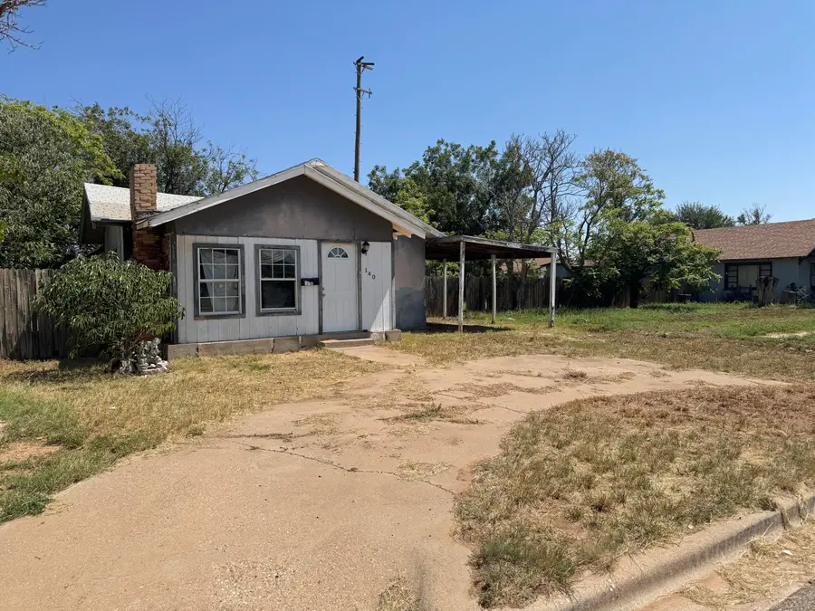 140 N 3rd Street, Slaton, TX 79364 - Image #2