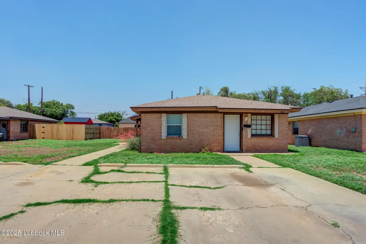 2304 40th Street, Lubbock, TX 79412 - Image #1