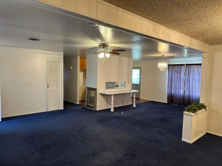 2807 Lexington Street, Plainview, TX 79072 - Image #2