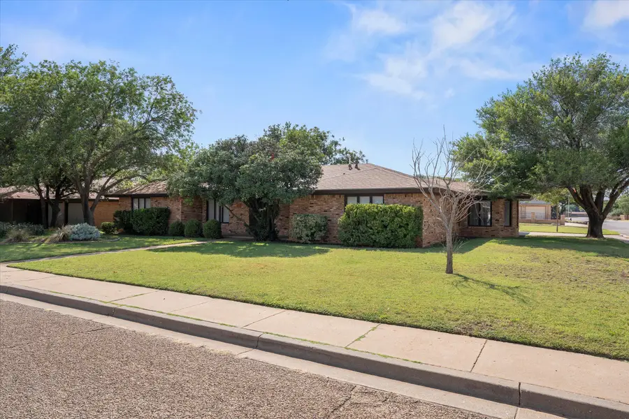 2102 Longhorn Drive, Levelland, TX 79336 - Image #3