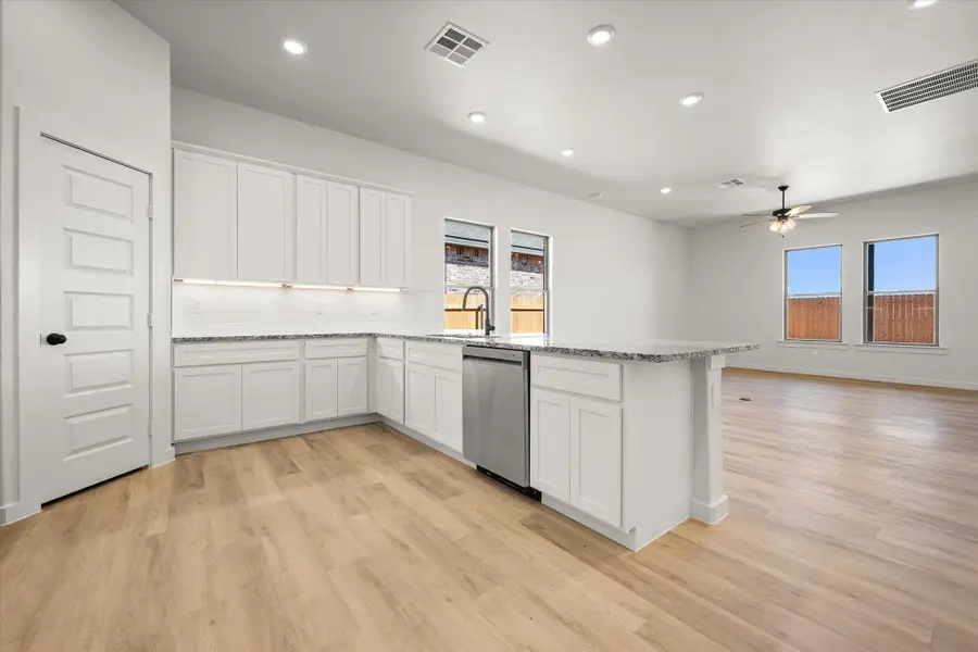 2310 Abbeville Avenue, Wolfforth, TX 79382 - Image #2