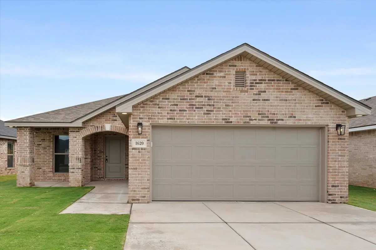 1620 N Clinton Avenue, Lubbock, TX 79416 - Image #1