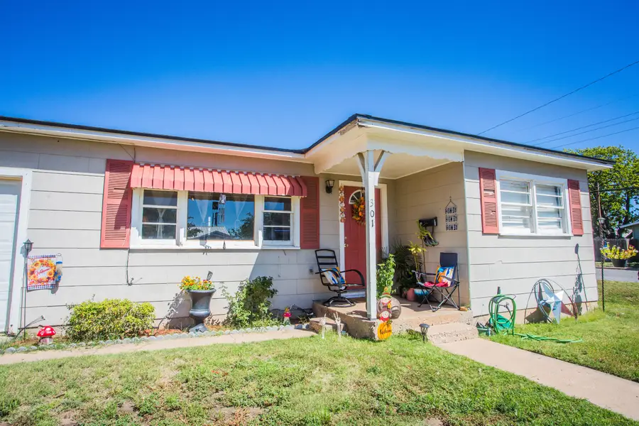 301 14th Street, Levelland, TX 79336 - Image #2